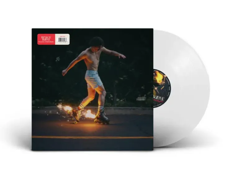Album33 T 30 CM Fireworks & Rollerblades