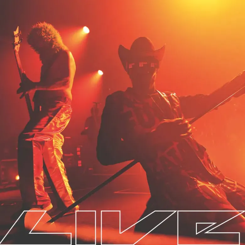 Album33 T 30 CM Live A La Cigale