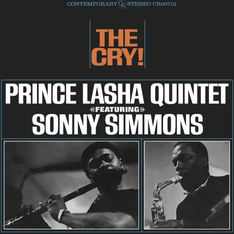 Album33 T 30 CM The Cry!
