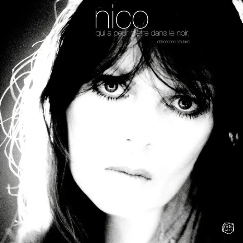 Nico qui a peur d'être dans le noir
